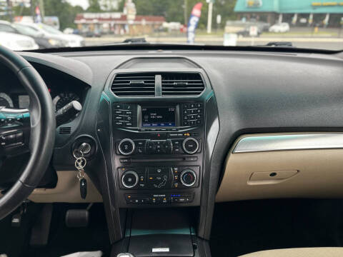 2016 Ford Explorer