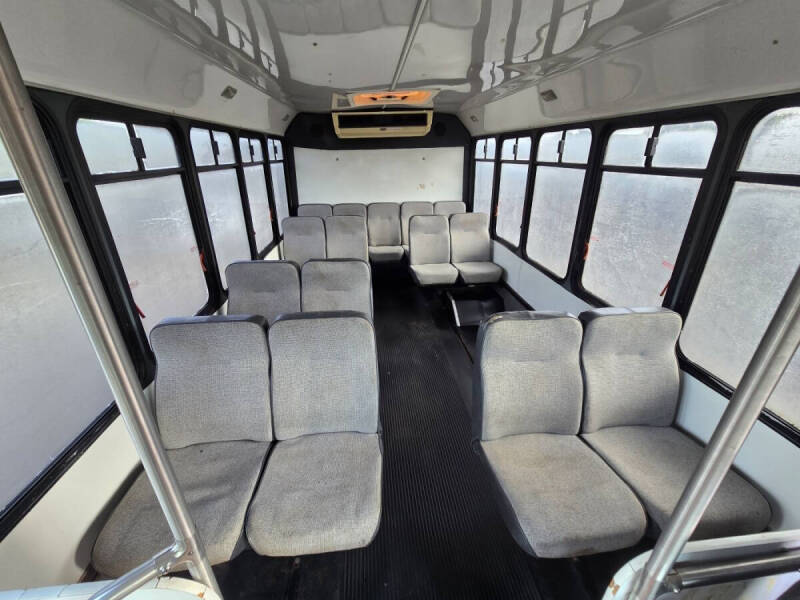 1999 Ford E-Series E-450 SD