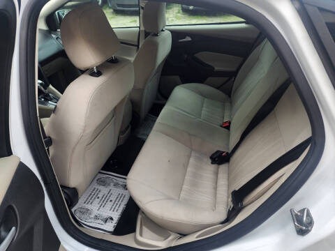 2015 Ford Focus SE