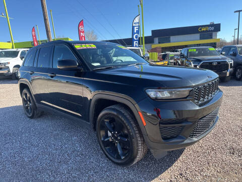 2024 Jeep Grand Cherokee Laredo