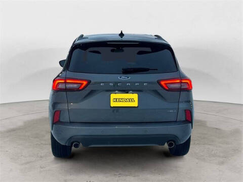 2024 Ford Escape Hybrid ST-Line Select