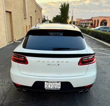 2015 Porsche Macan S