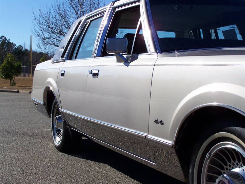 1988 Lincoln Town Car Signature