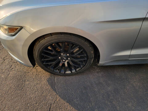 2015 Ford Mustang V6