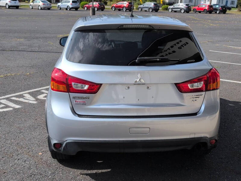 2016 Mitsubishi Outlander Sport 2.4 ES