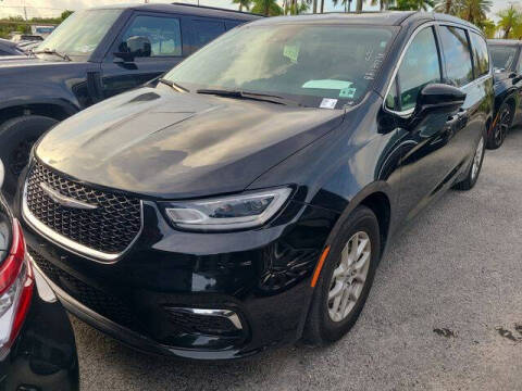 2024 Chrysler Pacifica Touring L