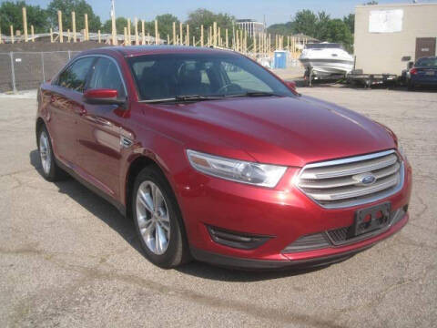 2014 Ford Taurus SEL