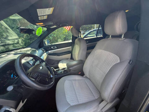 2018 Ford Explorer