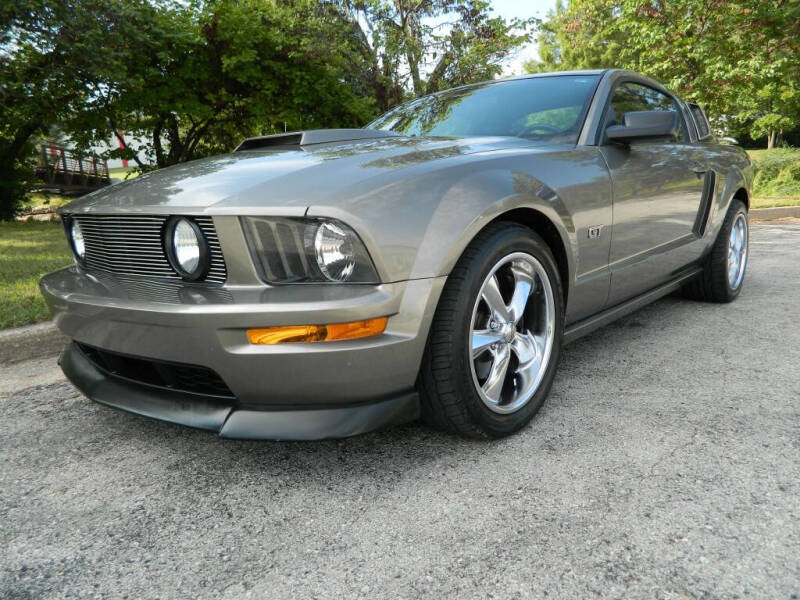 2005 Ford Mustang GT Premium