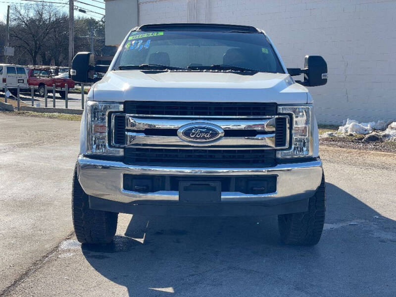 Used 2019 Ford F-250 Super Duty XLT with VIN 1FT7W2BT0KED74081 for sale in Knoxville, TN