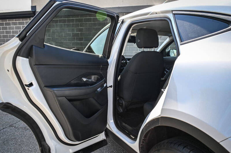 2018 Jaguar E-PACE P250