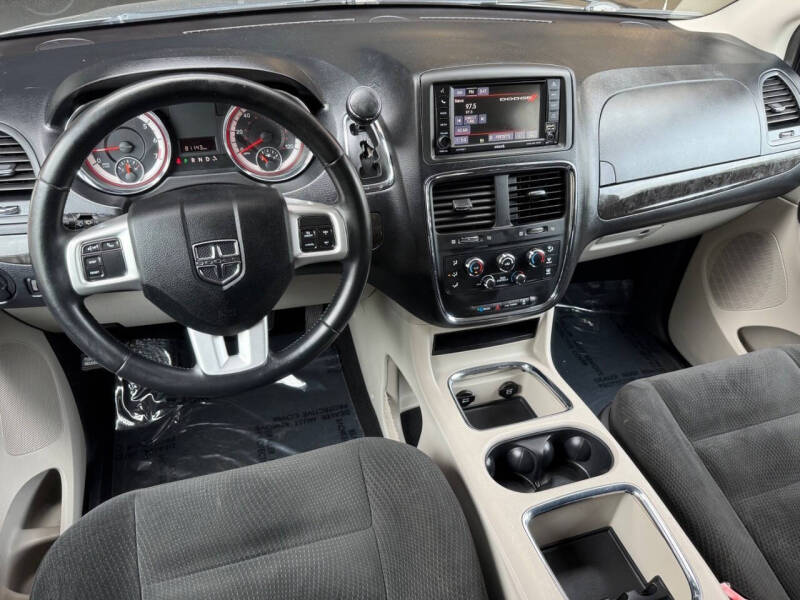2016 Dodge Grand Caravan SXT