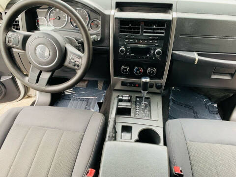 2011 Jeep Liberty Sport