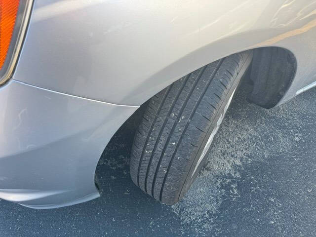 2011 Honda Fit Base - Photo 10