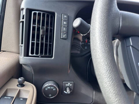 2025 Chevrolet Express 2500