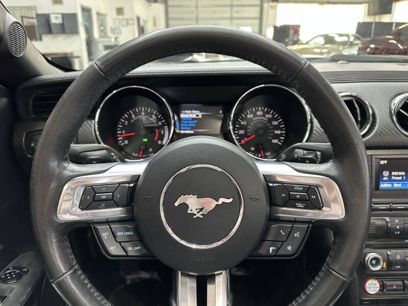 2016 Ford Mustang V6