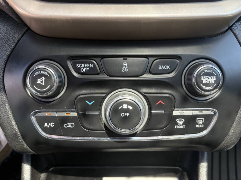 2017 Jeep Cherokee Latitude