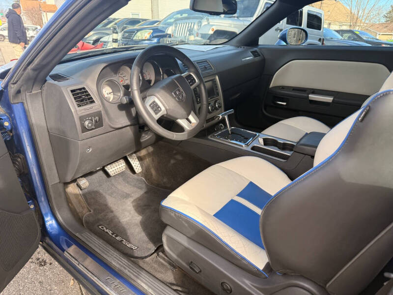 2011 Dodge Challenger SRT8 392