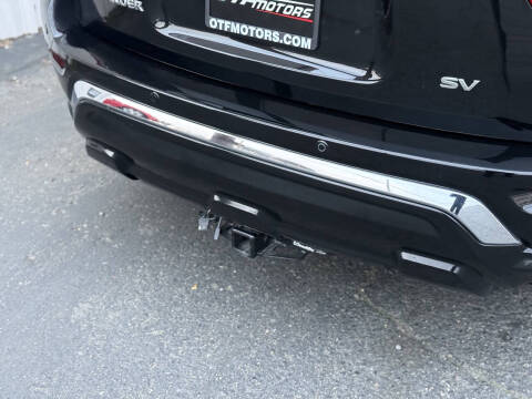 2018 Nissan Pathfinder SV