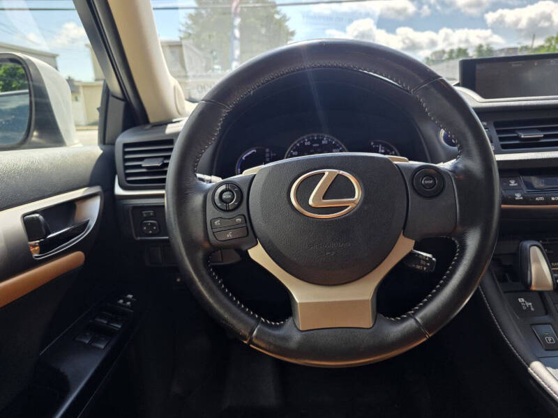 2015 Lexus CT 200h