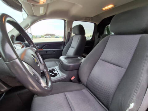 2011 Chevrolet Avalanche LS