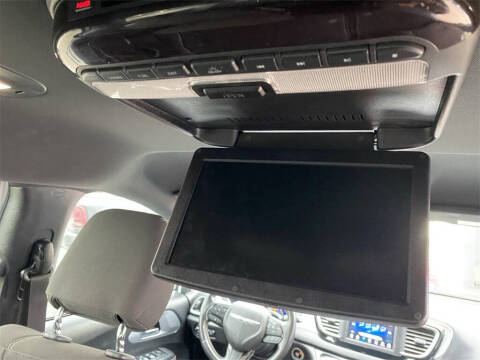 2020 Chrysler Pacifica Touring