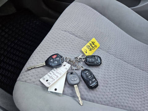 2010 Toyota Camry LE