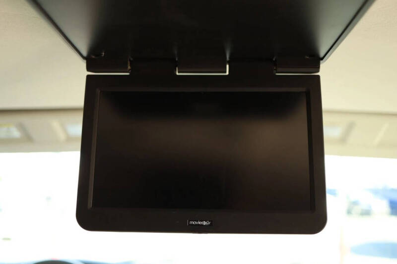 2020 Nissan NV 3500 HD SL