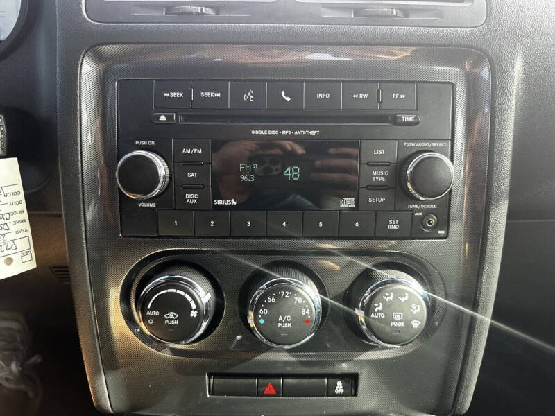 2012 Dodge Challenger SXT