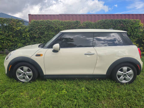 2016 MINI Hardtop 2 Door Cooper