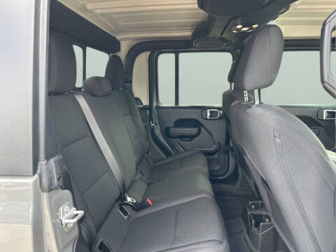 2023 Jeep Gladiator Willys