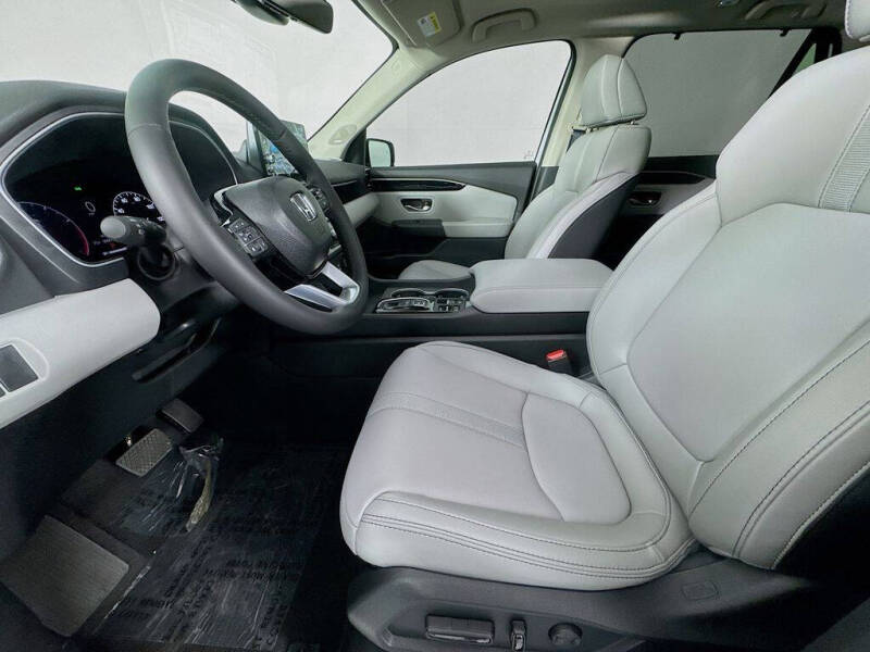 2025 Honda Pilot Touring