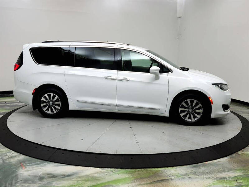 2020 Chrysler Pacifica Touring L Plus