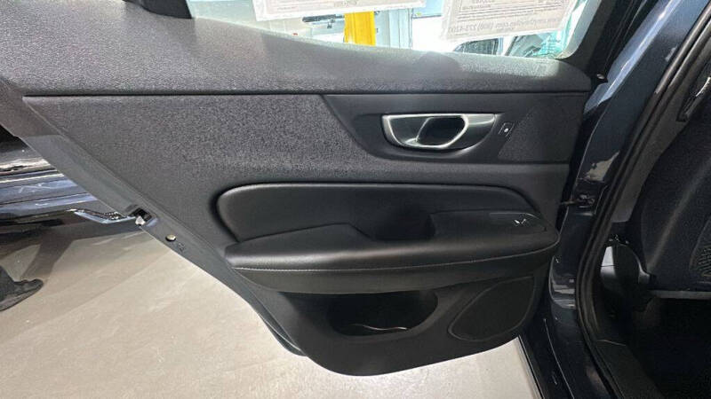 2025 Volvo S60 B5 Core