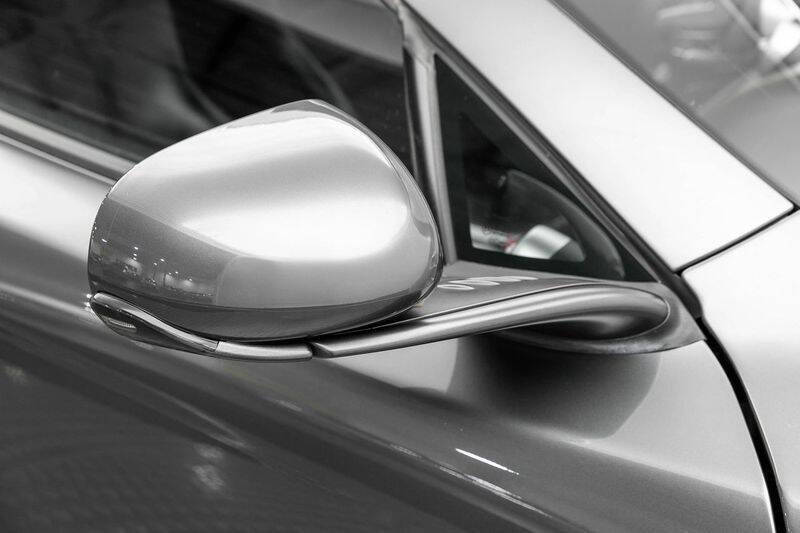 2013 McLaren MP4-12C