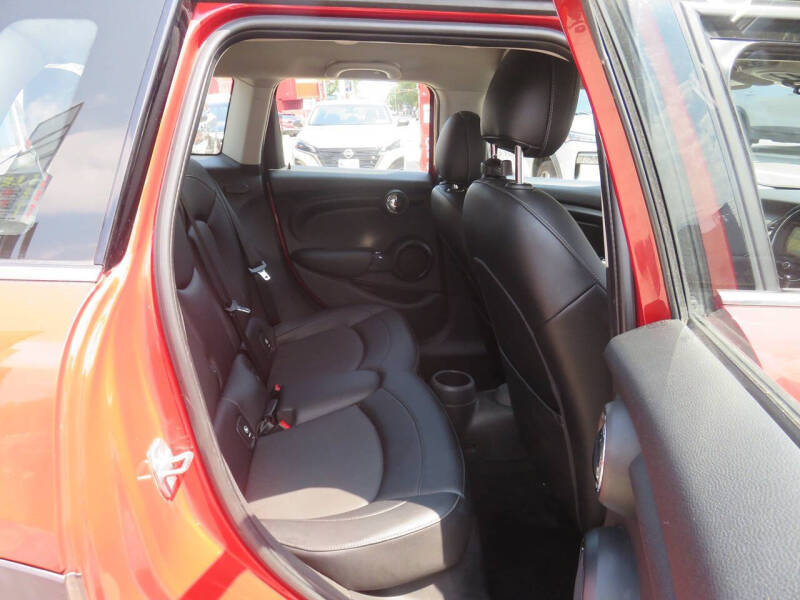 2015 MINI Hardtop 4 Door Cooper
