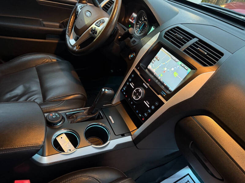 2014 Ford Explorer Sport