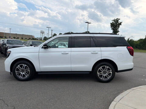 2026 Ford Expedition Active