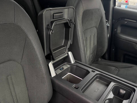 2023 Land Rover Defender