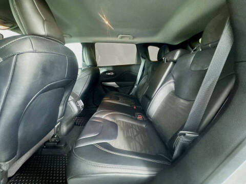 2022 Jeep Cherokee X