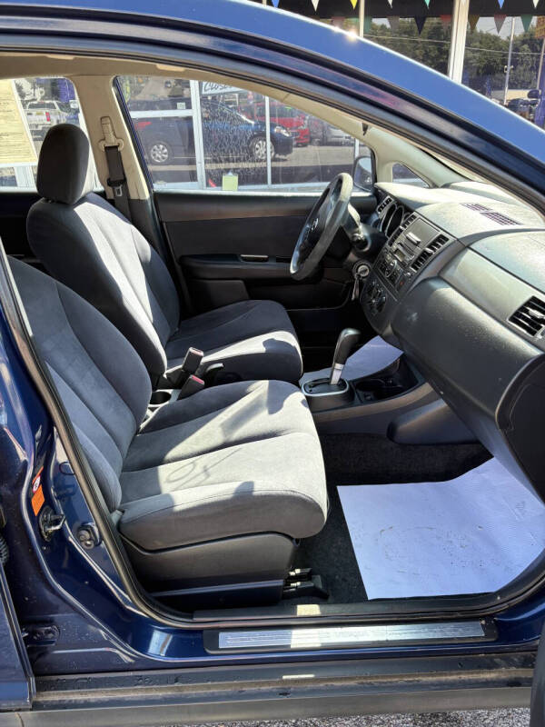 2008 Nissan Versa 1.8 S