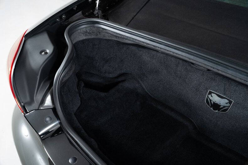 2003 Dodge Viper SRT-10