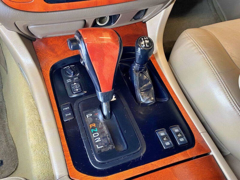 2000 Lexus LX 470