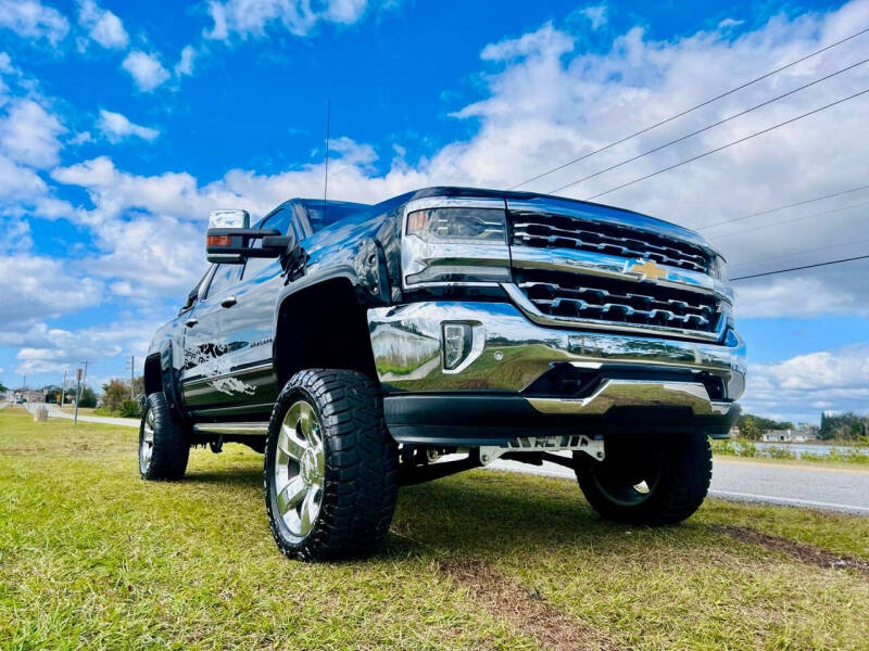 2017 Chevrolet Silverado 1500 LTZ photo 25