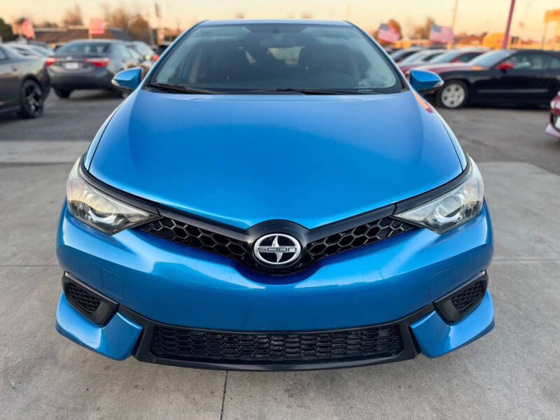 2016 Scion iM