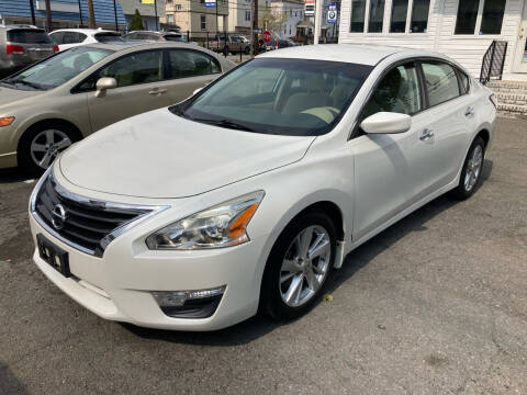 2014 Nissan Altima for sale at B & M Auto Sales INC in Elizabeth NJ