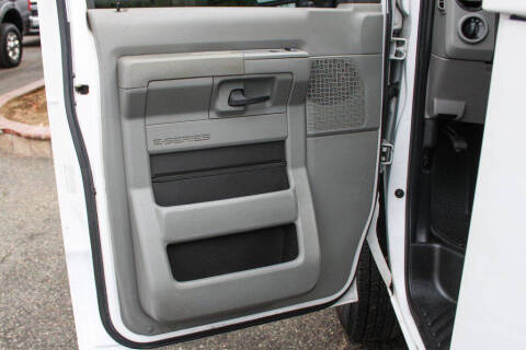 2014 Ford E-Series