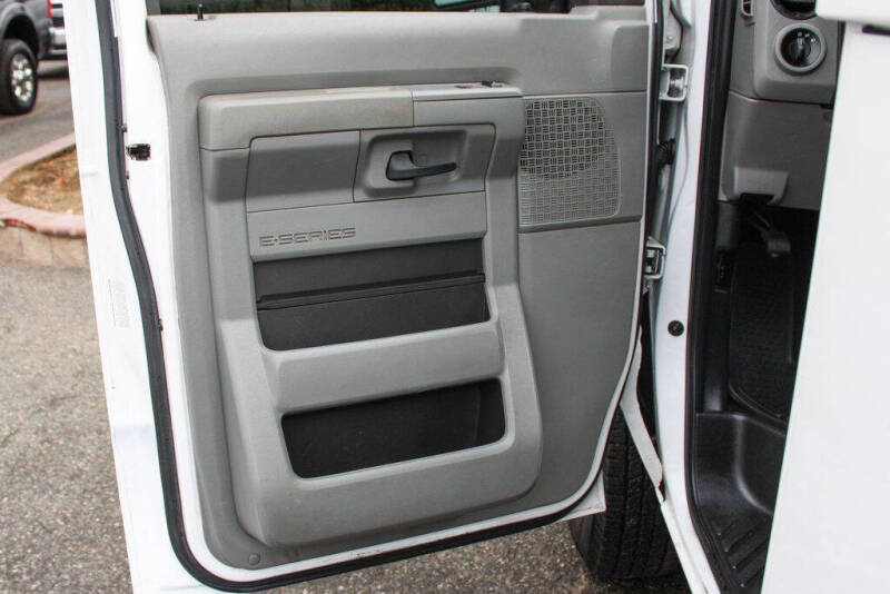2014 Ford E-Series