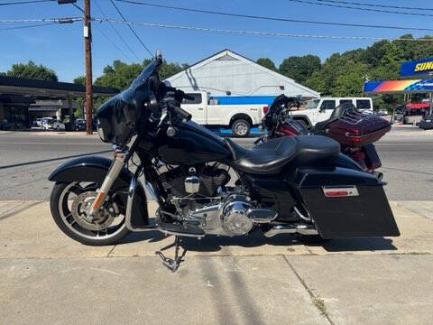 2011 Harley-Davidson Street Glide FLHX