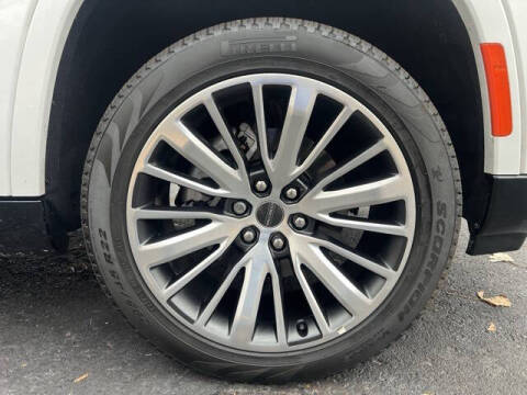 2024 Jeep Grand Wagoneer L Series III